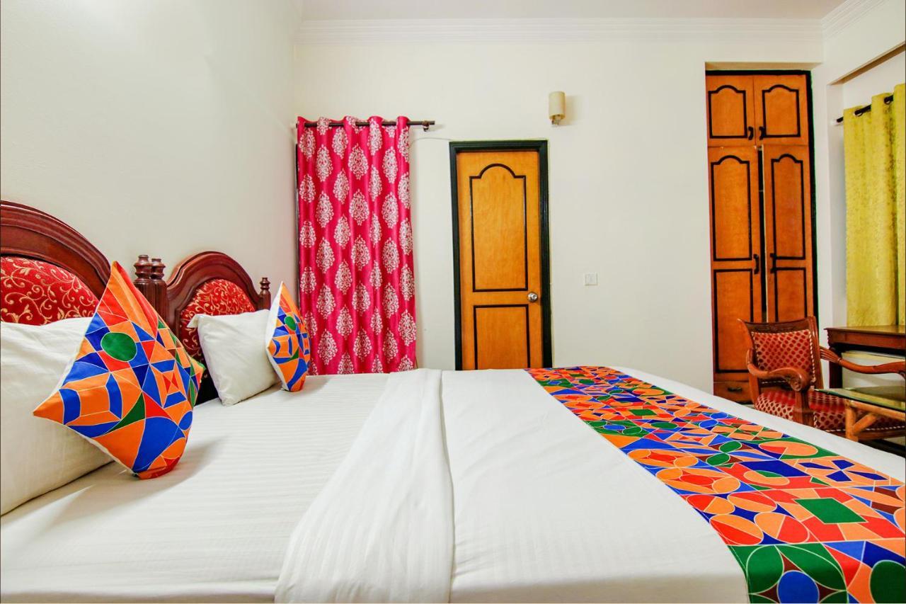 Fabhotel Singh Suite คูร์เคาน์ ภายนอก รูปภาพ