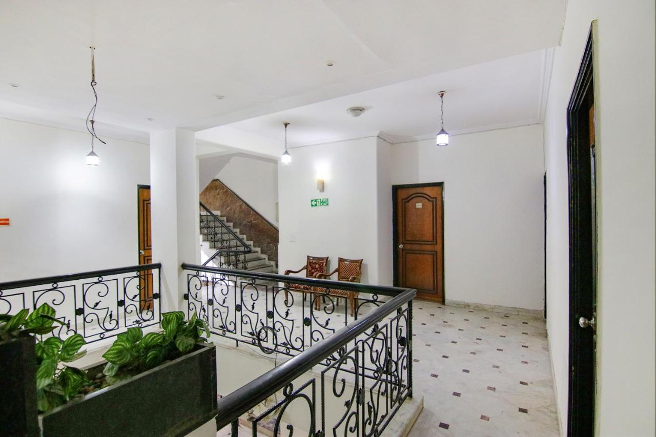 Fabhotel Singh Suite คูร์เคาน์ ภายนอก รูปภาพ